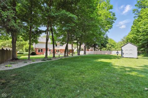 10418 Forest Creek Drive Indianapolis IN 46239