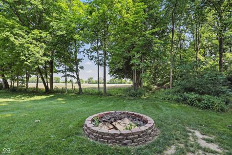 10418 Forest Creek Drive Indianapolis IN 46239