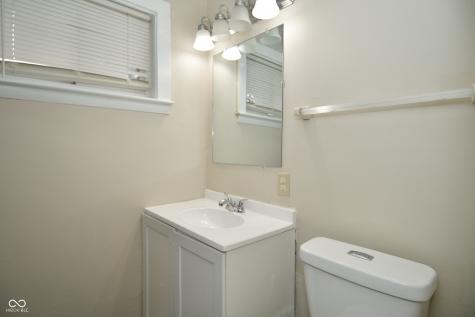 6160 E 43rd Place Indianapolis IN 46226