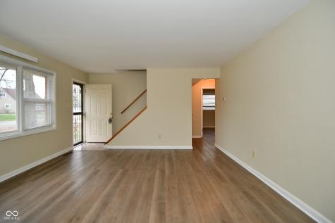 6160 E 43rd Place Indianapolis IN 46226