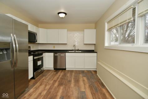 6160 E 43rd Place Indianapolis IN 46226
