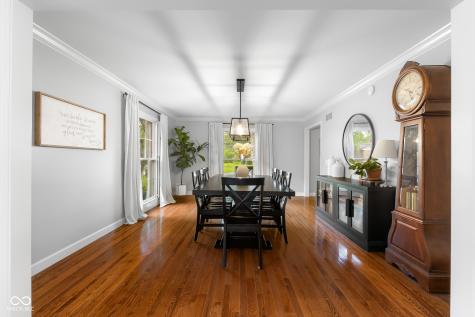 3648 Deerfield Place Columbus IN 47203