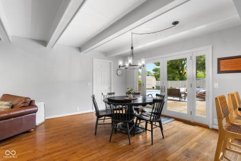 3648 Deerfield Place Columbus IN 47203