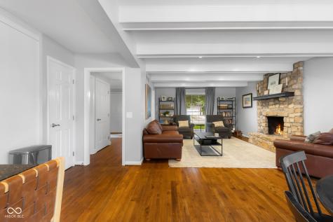 3648 Deerfield Place Columbus IN 47203