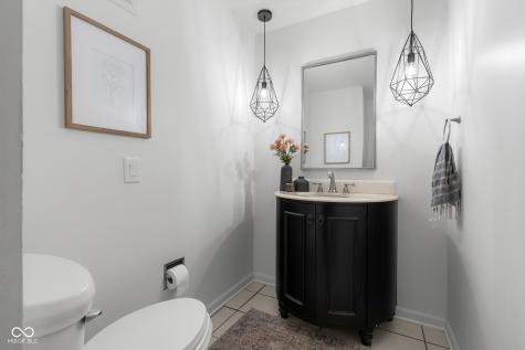 3648 Deerfield Place Columbus IN 47203