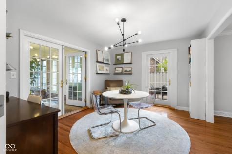 3648 Deerfield Place Columbus IN 47203