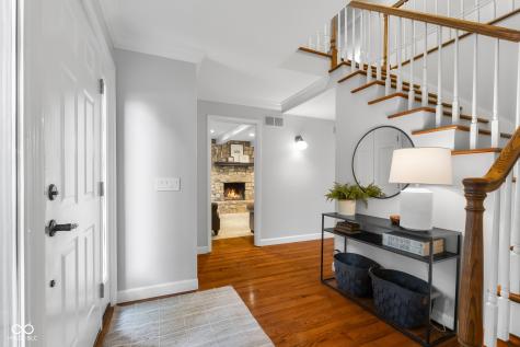 3648 Deerfield Place Columbus IN 47203
