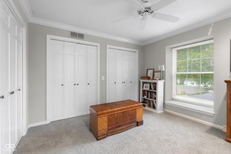 3648 Deerfield Place Columbus IN 47203