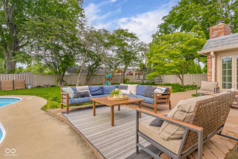 3648 Deerfield Place Columbus IN 47203