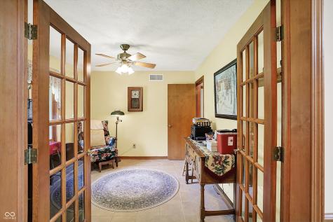 11471 Clarkston Road Zionsville IN 46077