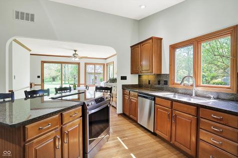 11471 Clarkston Road Zionsville IN 46077