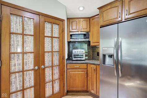 11471 Clarkston Road Zionsville IN 46077