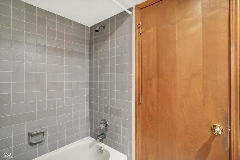 11471 Clarkston Road Zionsville IN 46077