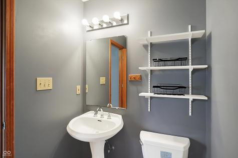 11471 Clarkston Road Zionsville IN 46077