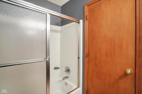 11471 Clarkston Road Zionsville IN 46077