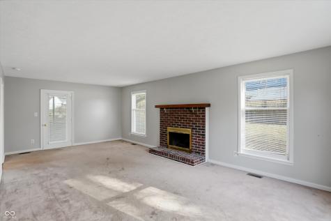 10810 Marquette Road Zionsville IN 46077