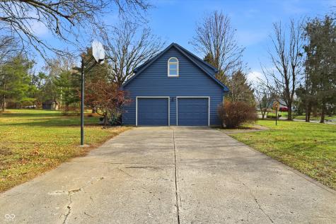 10810 Marquette Road Zionsville IN 46077