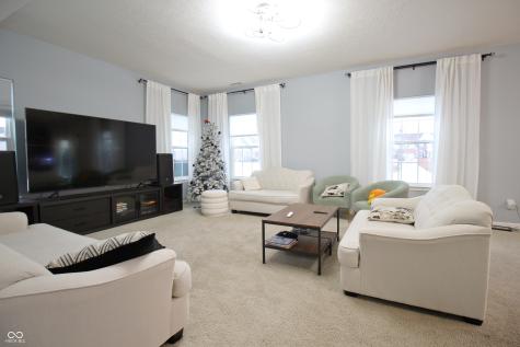1169 Richmond Lane Greenwood IN 46143