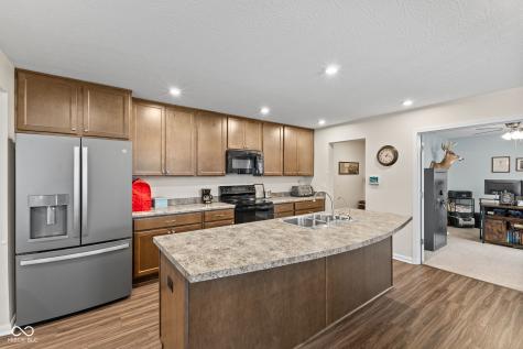 15429 Streamwood Drive Fishers IN 46040