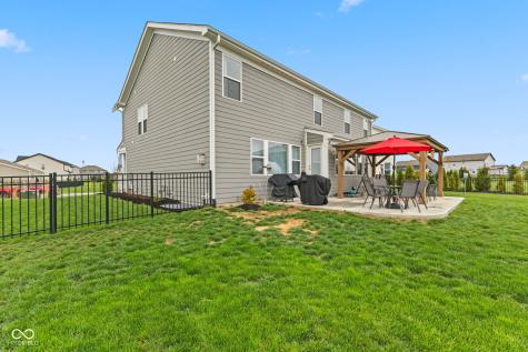 15429 Streamwood Drive Fishers IN 46040