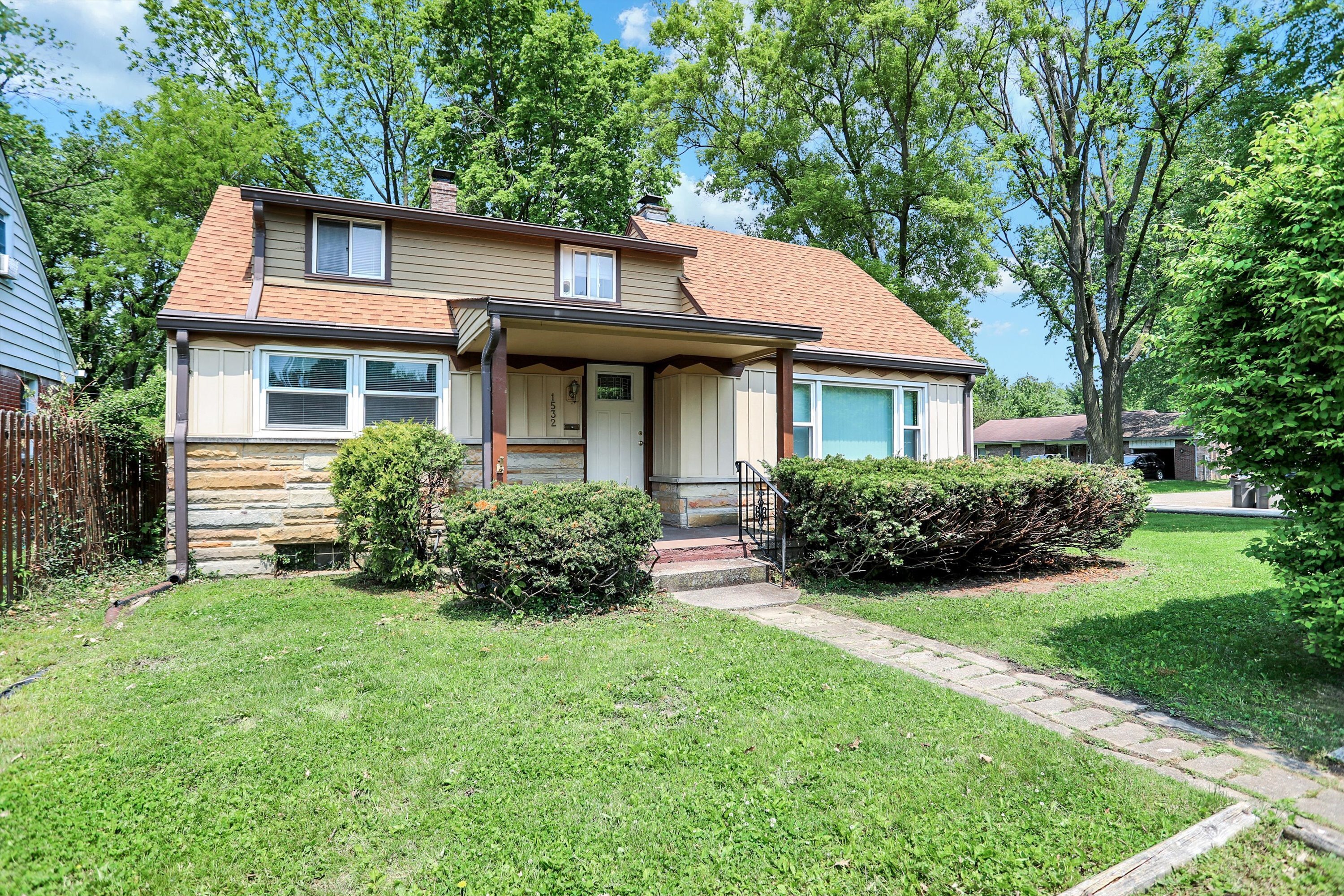 1532 E Markwood Avenue Indianapolis IN 46227
