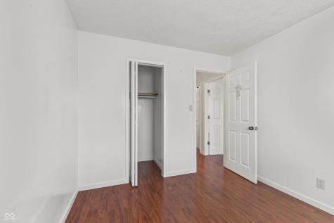 4902 Dancer Drive Indianapolis IN 46237