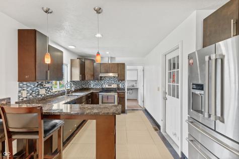 4902 Dancer Drive Indianapolis IN 46237