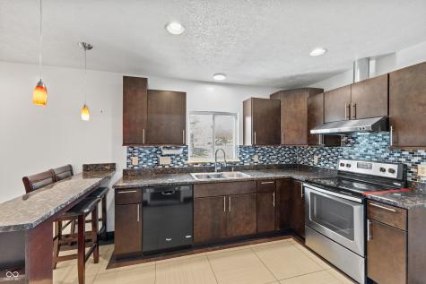 4902 Dancer Drive Indianapolis IN 46237