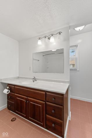 4902 Dancer Drive Indianapolis IN 46237
