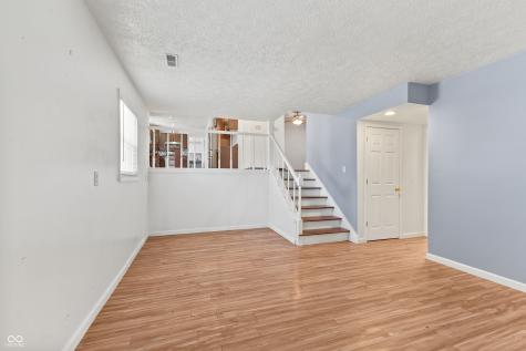4902 Dancer Drive Indianapolis IN 46237