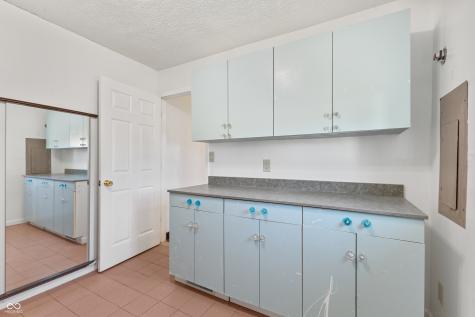 4902 Dancer Drive Indianapolis IN 46237