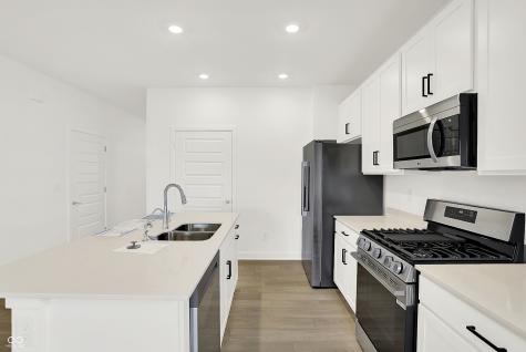 5270 Nettleton Way Avon IN 46123