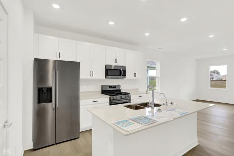 5270 Nettleton Way Avon IN 46123