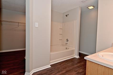 991 Ravine Drive Franklin IN 46131