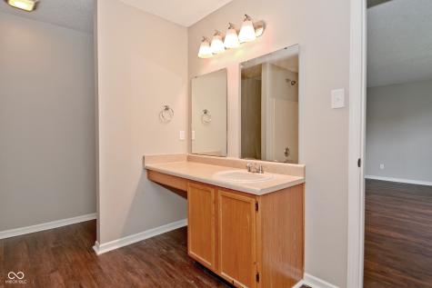 991 Ravine Drive Franklin IN 46131