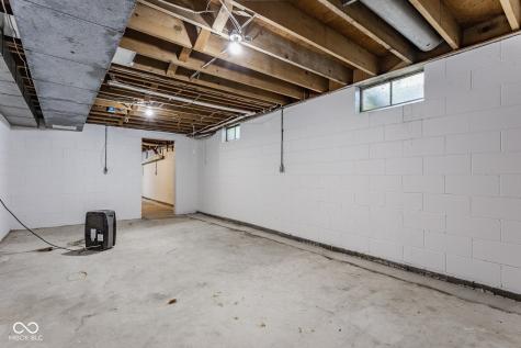 5832 Grandiose Drive Indianapolis IN 46228