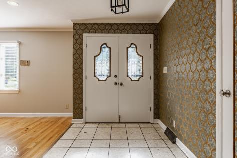 5832 Grandiose Drive Indianapolis IN 46228