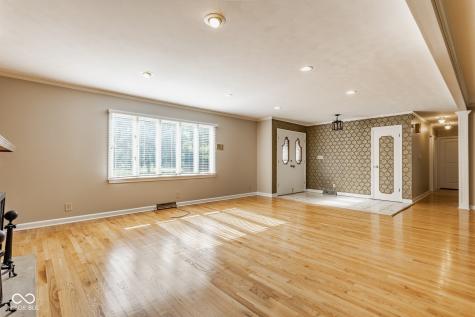 5832 Grandiose Drive Indianapolis IN 46228