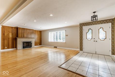 5832 Grandiose Drive Indianapolis IN 46228