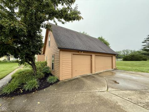 14 Beechwood Court Batesville IN 47006