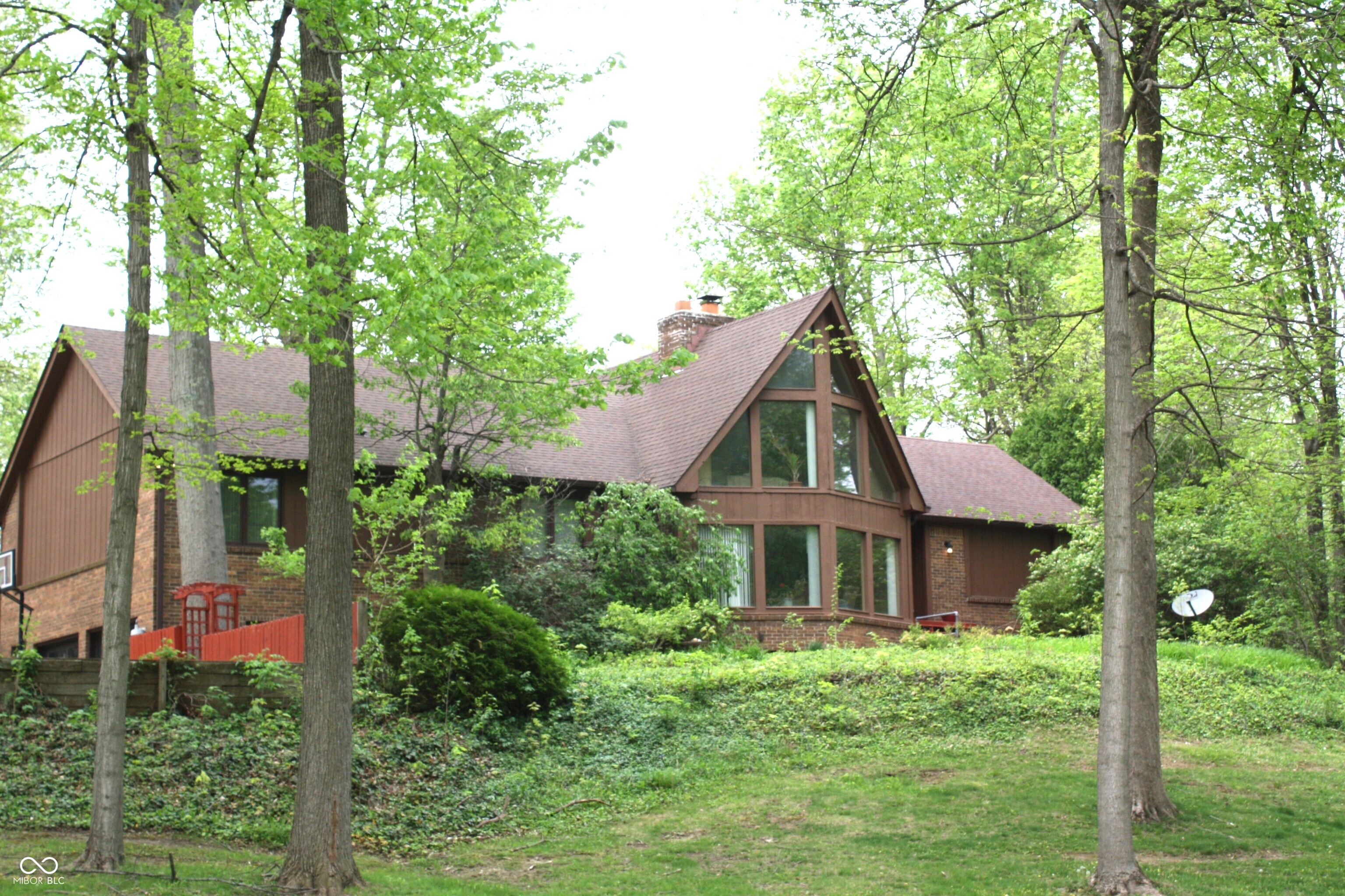 8734 Log Run Drive N Indianapolis IN 46234