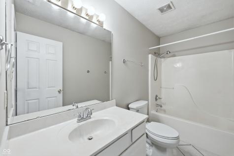 2522 Gadwall Circle Indianapolis IN 46234