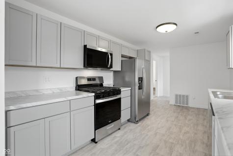 1008 E 7th Street Greenfield IN 46140