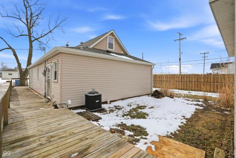 1008 E 7th Street Greenfield IN 46140