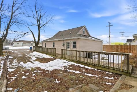 1008 E 7th Street Greenfield IN 46140