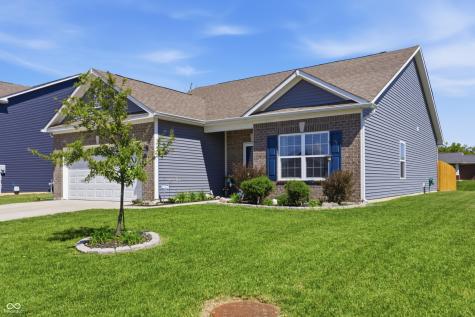 2332 Longleaf Lane Greenfield IN 46140
