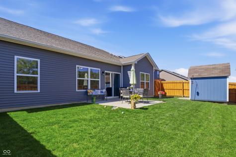 2332 Longleaf Lane Greenfield IN 46140