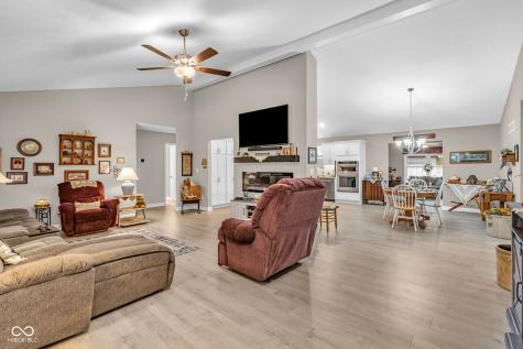 3744 N 625 Road E Crawfordsville IN 47933