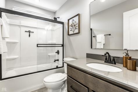 11824 Sage Creek Bend Fishers IN 46040