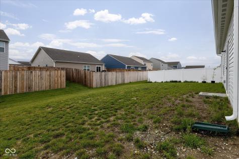 1484 Littleleaf Drive Sheridan IN 46069